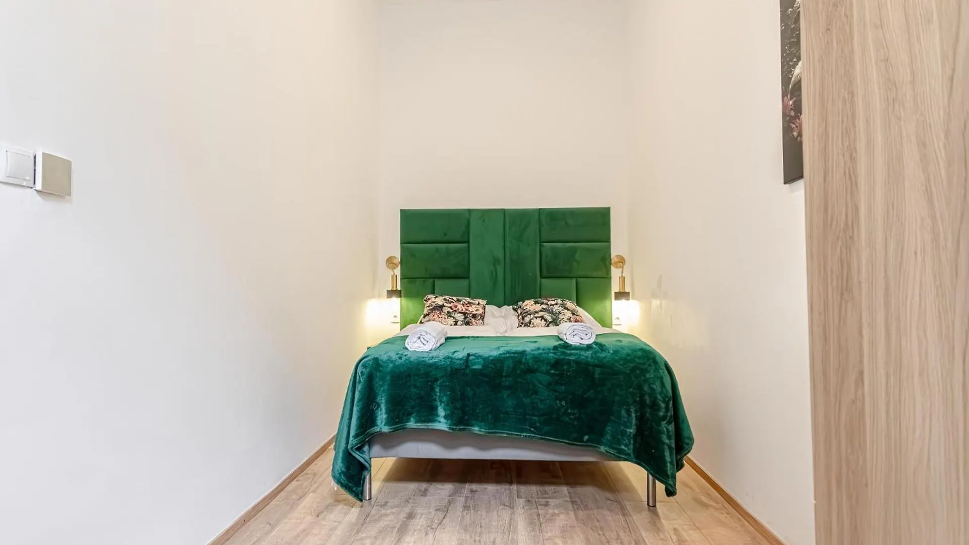 Apartment 18 Min To City Center Via U3 - Lovely 1Br Ground Floor Gem Vienna Austria