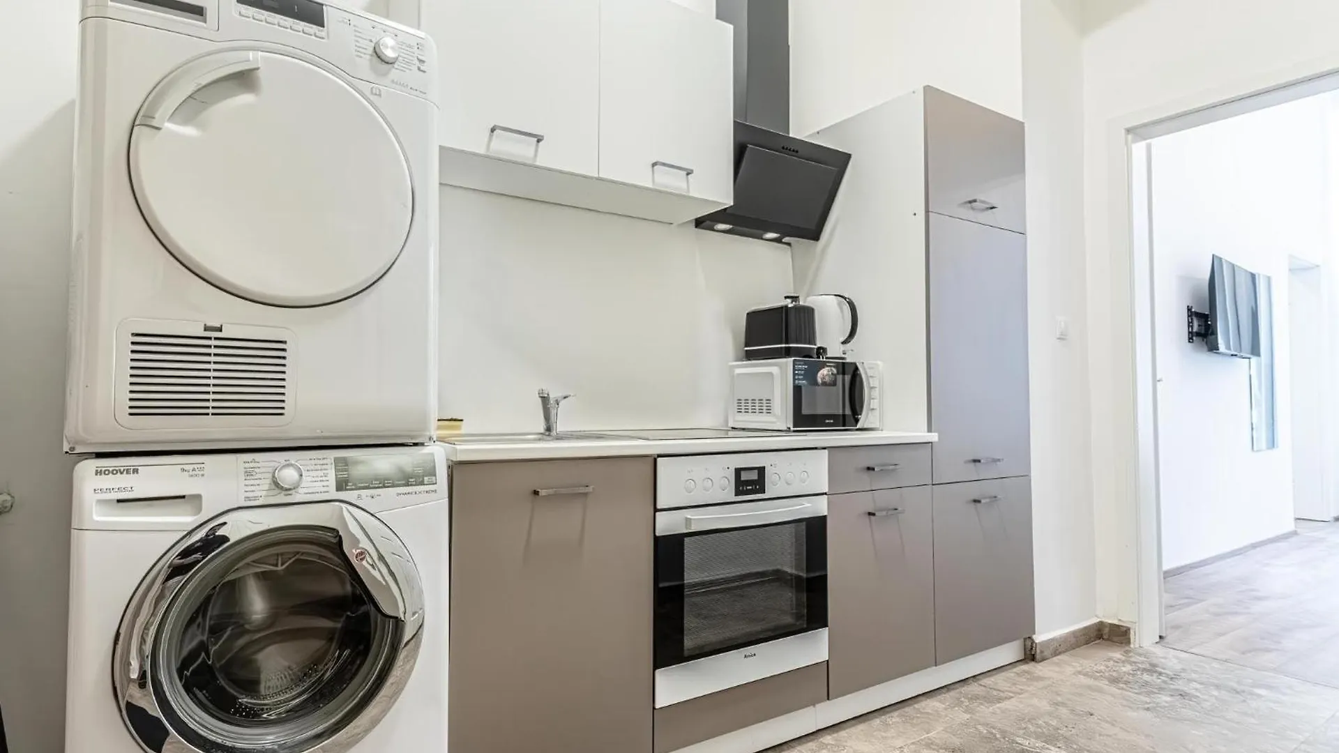 18 Min To City Center Via U3 - Lovely 1Br Ground Floor Gem Vienna